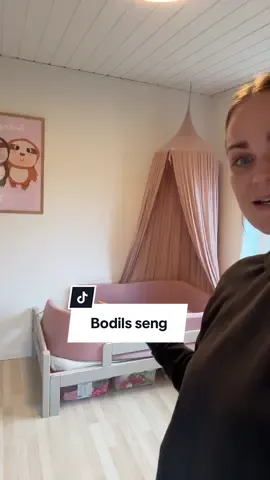 Svarer @Marianne Gade Nielse her er Bodils seng 😍😍