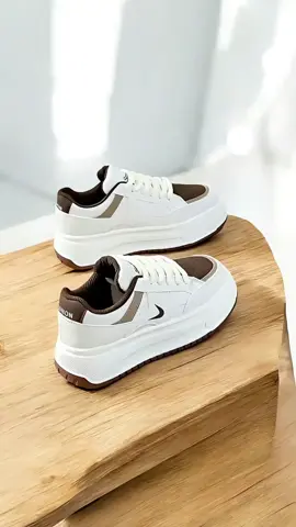 Giày Nữ siêu hót cho Thu Đông 2025 #thoitrangxuhuong2k #giaythethaonu #giayxinh #outfit #viraltiktok 