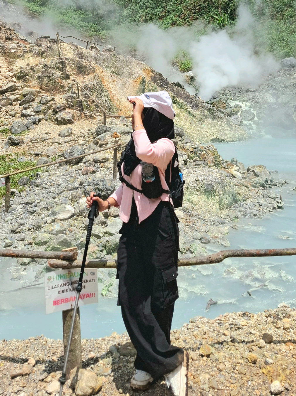 #CapCut #bukithitam  #kawahbukithitam  #hitamnyamukabisaditutupdengancantiknya  #bukithitam1933mdpl 