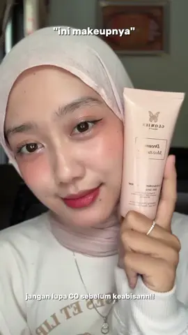 Kadang yang bikin percaya diri bukan filter, tapi kulit yang beneran glowing 🍑 #GlowiesBeauty #yangbikinglowing#fyp 