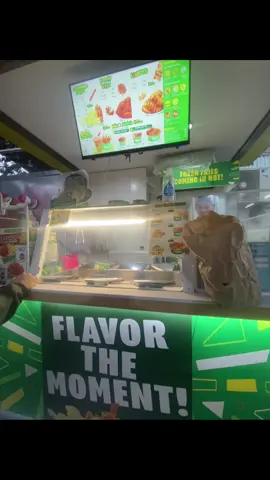 POTATOOO CORNERRRR #freetouse #fyppppppppppppppppppppppp #Livephoto #potatocorner #Fries 