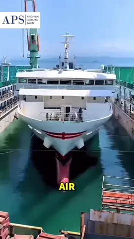 Kapal yang sudah masuk tahap docking menjalani perawatan besar, mulai dari pembersihan lambung, pengecatan ulang, hingga pemeriksaan struktur dan mesin. Semua dilakukan agar kapal tetap dalam kondisi prima dan siap berlayar kembali dengan aman dan efisien. Untuk kebutuhan amprahan selama kegiatan docking, percayakan pada PT Andhika Parama Sakti #MarineSupply 