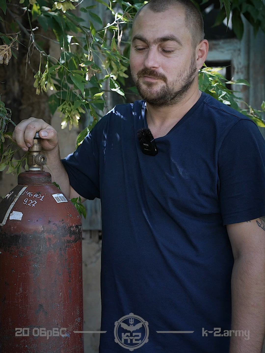 🔧 Технічний ремонт авто та техніки — це система. Наша система працює! Та ми зростаємо і потребуємо фахівців. Командир роти технічного ремонту К-2 запрошує спеціалістів, які забезпечують мобільність бригади 👇 Ось вакансія від Онопа, командира ремонтної роти: Автоелектрик — досвід від 5 років. Потрібне вміння діагностувати та ремонтувати електрообладнання автомобілів, програмувати ЕБУ, прошивати системи, виготовляти ключі для автівок. Робота з сучасною технікою, яка має бути завжди готовою до виїзду на позиції. Твій досвід — запорука успішної служби у К-2. І ми гарантуємо, що ти служитимеш саме там, де дійсно корисний фахівець. 🤭 Як бачиш з відео, яке записав друг Оноп, нудно точно не буде. НАБИРАЙ ЗА НОМЕРОМ В ОПИСІ ПРОФІЛЮ #автоелектрик #ремонт #слюсар #сто #к2