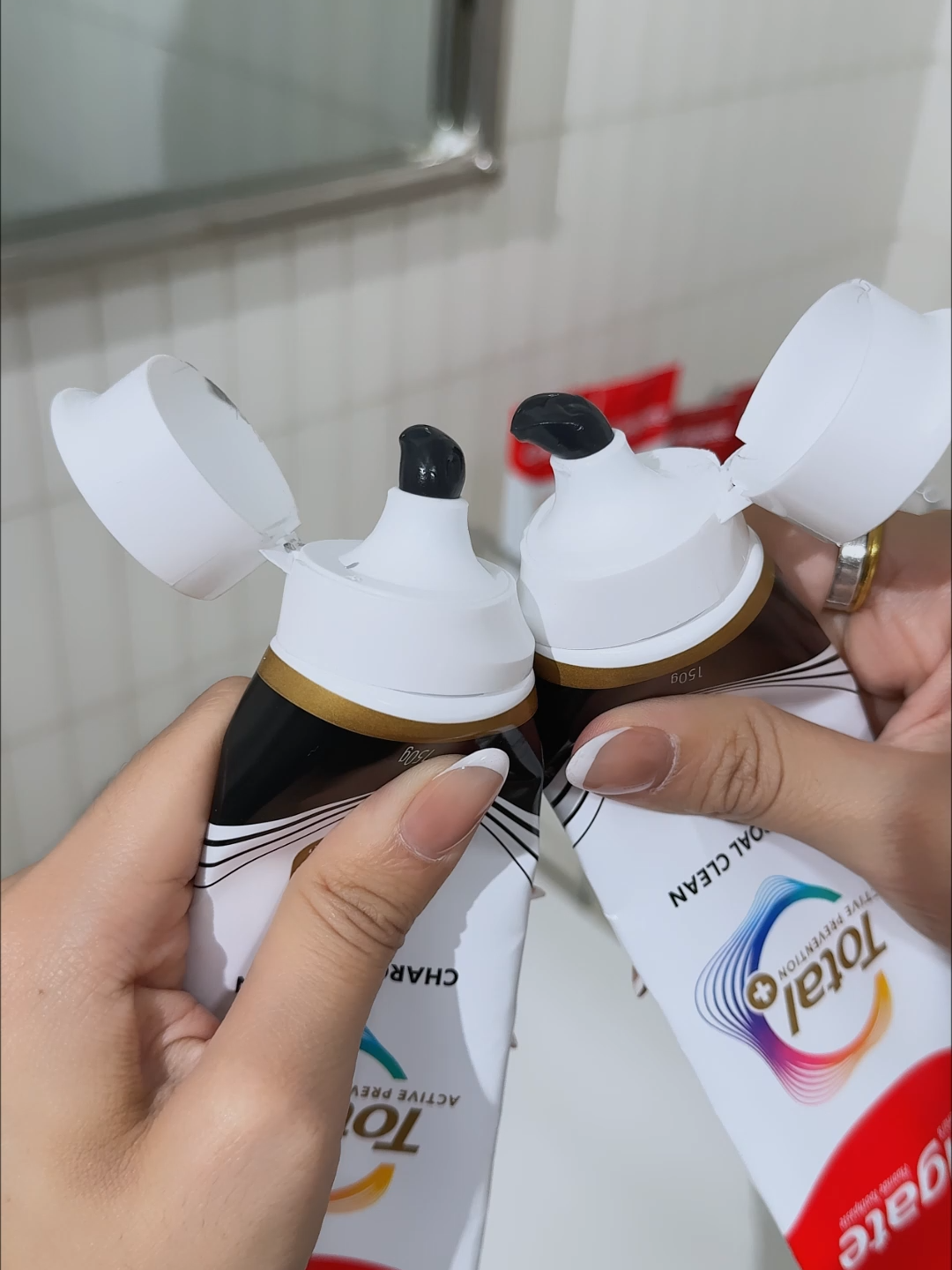 Give your mouth the protection it needs with Colgate Total 😁🦷 #ColgateTotal #ActivePrevention #OralHealth #TikTokFinds #SmileGoals