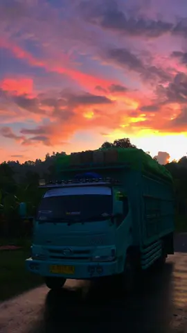 🍂🍂🍂#malukupride🏝🔥fypシviral #daeng_bin☝🏻🚬🔥 #otoganteng😎🔥 