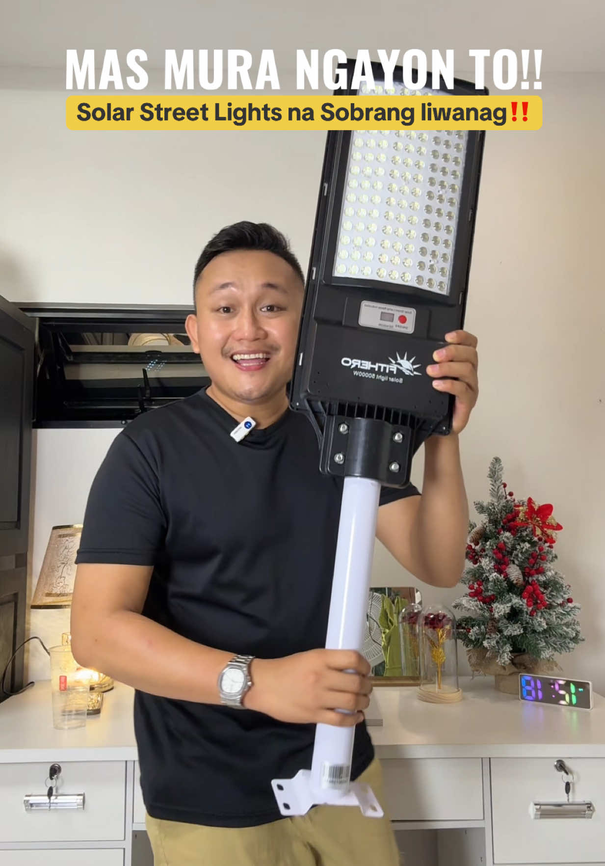 Grabe na seller nito ang mura nalang ng solar street lights nila #solarlights #solarstreetlight #streetlight #outdoorsolarlight #solar 