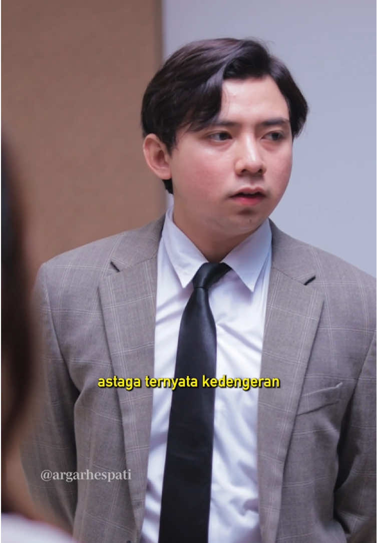 Bos pertama kali kencan?  @Kira Aluna @Suneeday Creative  #SerialTikTok #TikTokTainment #SuneedayCreative #ArgaRhespati #cinta 