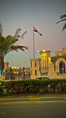 أشتدي أيتها الشدائد دعينا نعد الرجال من حولنا 🤝