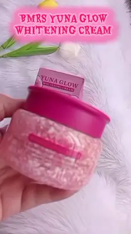 Cant wait na magkaron ng stocks sa market angbilis maubos😭🥵#YunaGlow #whiteningcream#placentaglutathione #dragonbloodextract #foryoupage 