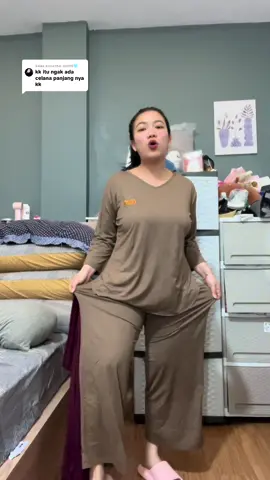 Membalas @juni95🩵 akhirnya nemu setelan oneset celana panjang wanita yang cakep dan ada size JUMBO XXL bisa muat BB JUMBO 100kg woii 😭❤️🩷pliss langsung cekout 3 warna aja 💕#setelanwanita #setelanoneset #setelanjumbo #setelanwanitaoneset #setelanonesetwanita 