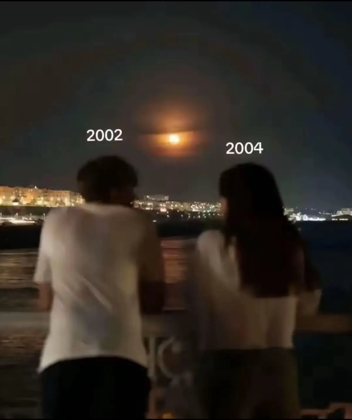 لاتعاتب شخص عافك ورآح عاتب روحك ليش حبيته