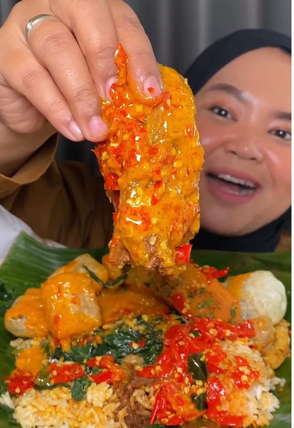 MUKBANG ASMR NASI PADANG🥵🥵 #eatingasmr #mukbangasmrfoods #mukbangnasipadang #fyppppppppppppppppppppppp 