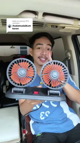 Replying to @santoso 99 Kipas angin mobil 2 kepala ini bisa bantu ngurangin rasa gerah di dalam kabin, apalagi kalau AC kurang dingin atau lagi nggak nyala. Sudutnya bisa disesuaikan ke arah yang diinginkan, jadi dua penumpang bisa dapat hembusan angin barengan. Ada pilihan 12V dan 24V, tinggal sesuaikan sama kendaraan yang dipakai. #kipasanginmobil #kipas2kepala #kipasmobil #kipasangindashboard #aksesorismobil