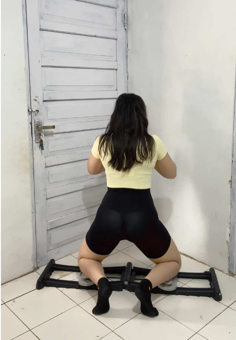 #legtrainer#ototpaha#legtrainingday#womanworkout#postpartumtransformation 