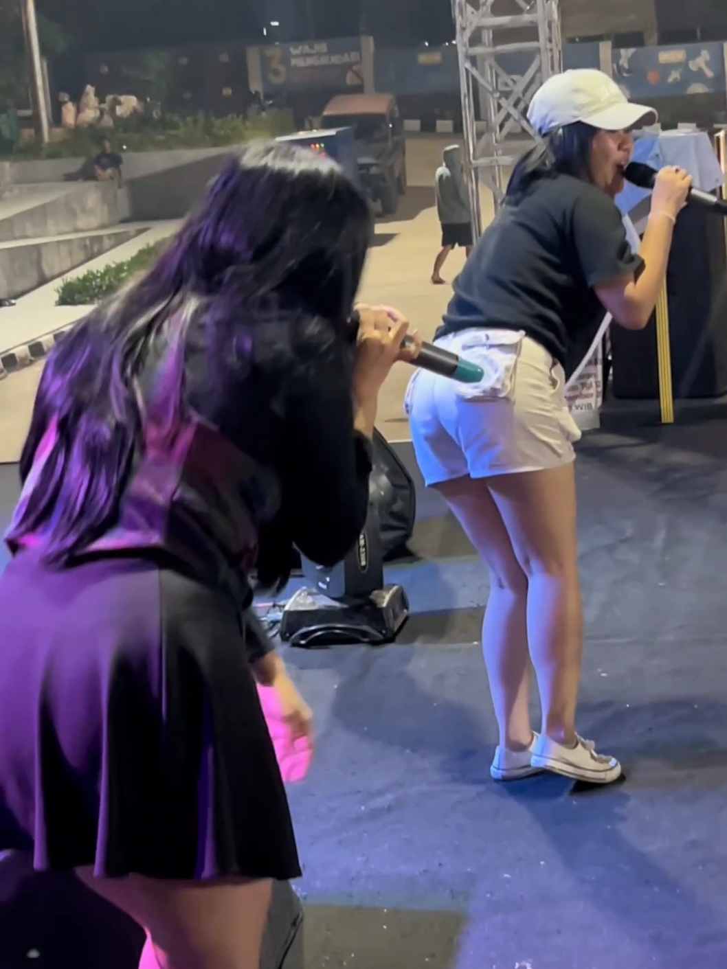 Koplo Jingkrak 😂 @Mega Adesta Julyana  @Neng_tasyaadisty  @Whisnupunyaselera  @idoy  @Robiansyah Achmad  @kasdul1212  #koplo #nemen #ambyar #romanticband #fyp 