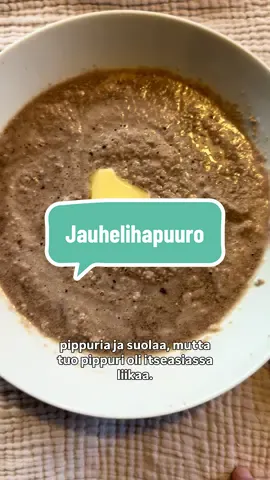 Okei tää voi kans olla jollekki liikaa, mutta oikeesti hyvää ja helppoa! Sekä ravitsevaa🥰🤗 Lihan ja nesteen määriä voi ite testailla ja lisätä lihaa jos menee löysäksi tai jos liian paksua, lisää vain vettä enemmän sekaan. #carnivoreäiti #ketorecipes #carnivore #ketocooking #meat 