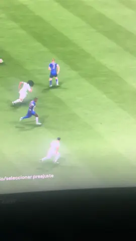 @EA SPORTS FC   #claudia pina me estás haciendo el FIFA imposible 