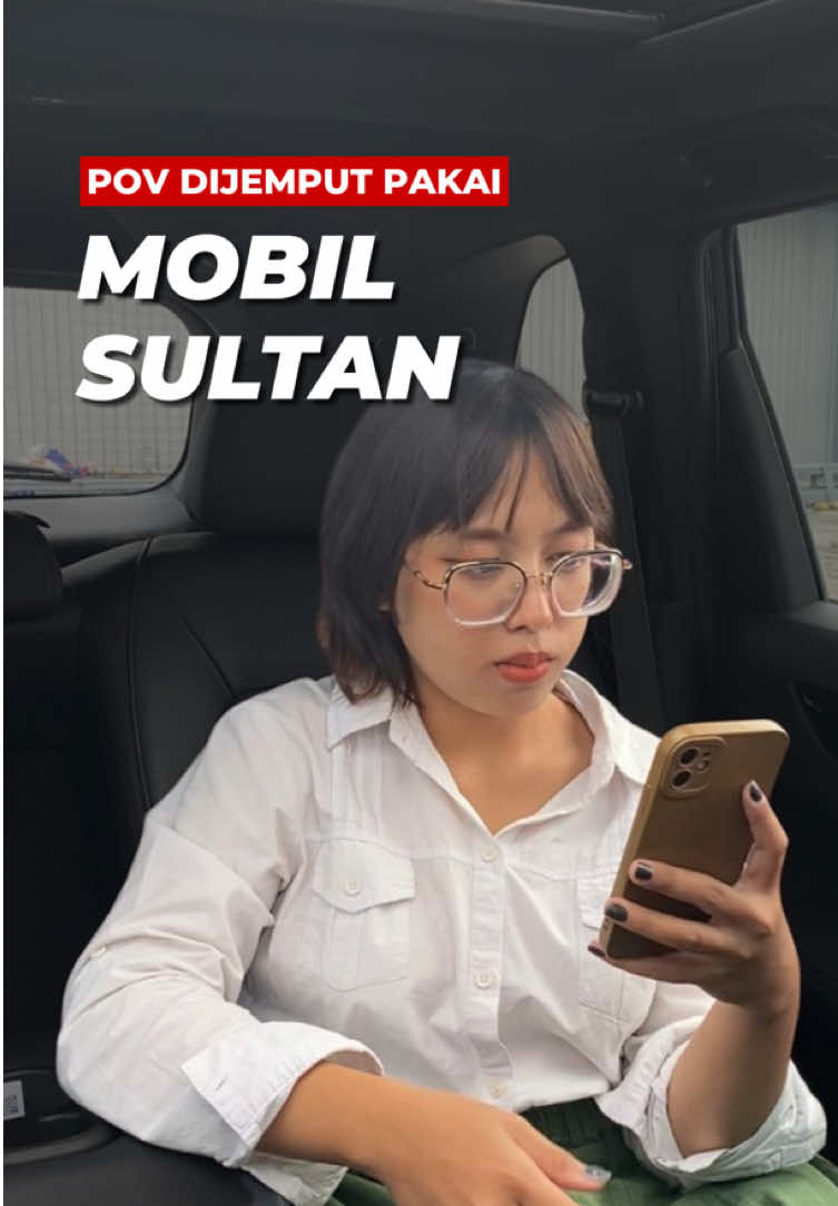 POV dijemput pake mobil sultanyya Honda! Kurang apa sih Honda CR-V e:HEV? Perjalanan mulus, nyaman, dan tenang cocok untuk kamu yang ingin beristirahat di tengah perjalanan✨ pernah naik mobil ini? Yuk tulis pengalamanmu di kolom komentar👇🏻 Follow us for more information about Honda Honda Anugerah  📌Jl Adisucipto no 68, Sleman, Yogyakarta Instagram @hondaanugerah_official  Tiktok : hondaanugerah_official WhatsApp : 0895630364179 #Hondaanugerah