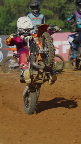 The good thing in this video is you can actually see him trying to control the front wheel with the clutch. He stayed calm, didn’t panic, and kept his legs on the bike, that shows real progress. A lot more good than bad here.
