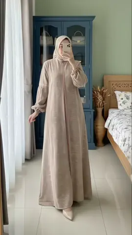 🌟 LEONY DRESS - GAMIS MOTIF MEWAH ELEGAN 🌟 Tampil anggun & berkelas tanpa perlu mahal 💕 Bahan adem, jatuh, dan nyaman banget dipakai seharian 😍 Cocok buat acara formal, pengajian, atau Lebaran 2026 🌸 💃 Detail: ✅ Motif eksklusif, terlihat mewah dan elegan ✅ Model longgar & nyaman (busui friendly) ✅ Jahitan rapi, bahan berkualitas premium Tersedia ukuran lengkap! #dress #dresscantik #hijabstyle #fypシ #fyp 