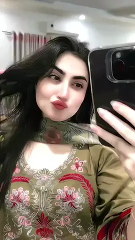 خوشبو کی طرح میری ہر🥀❤️ سانس میں 🥀❤️پیار اپنا بسانے کا________ وعدہ کرو❤️🥀❤️🥀رنگ جتنے تمہاری_____ محبت کے ہیں میرے دل میں سجانے کا____ وعدہ کرو❤️🌹صرف