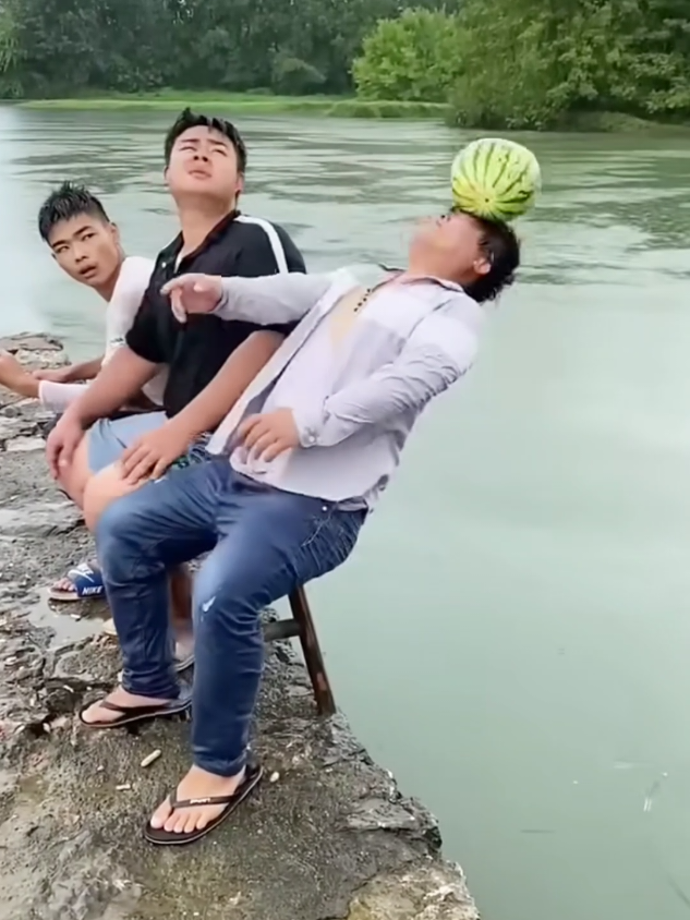 short funny video 😂😜😅 #fyp #funny #viral #funnyvideo #viralvideo 