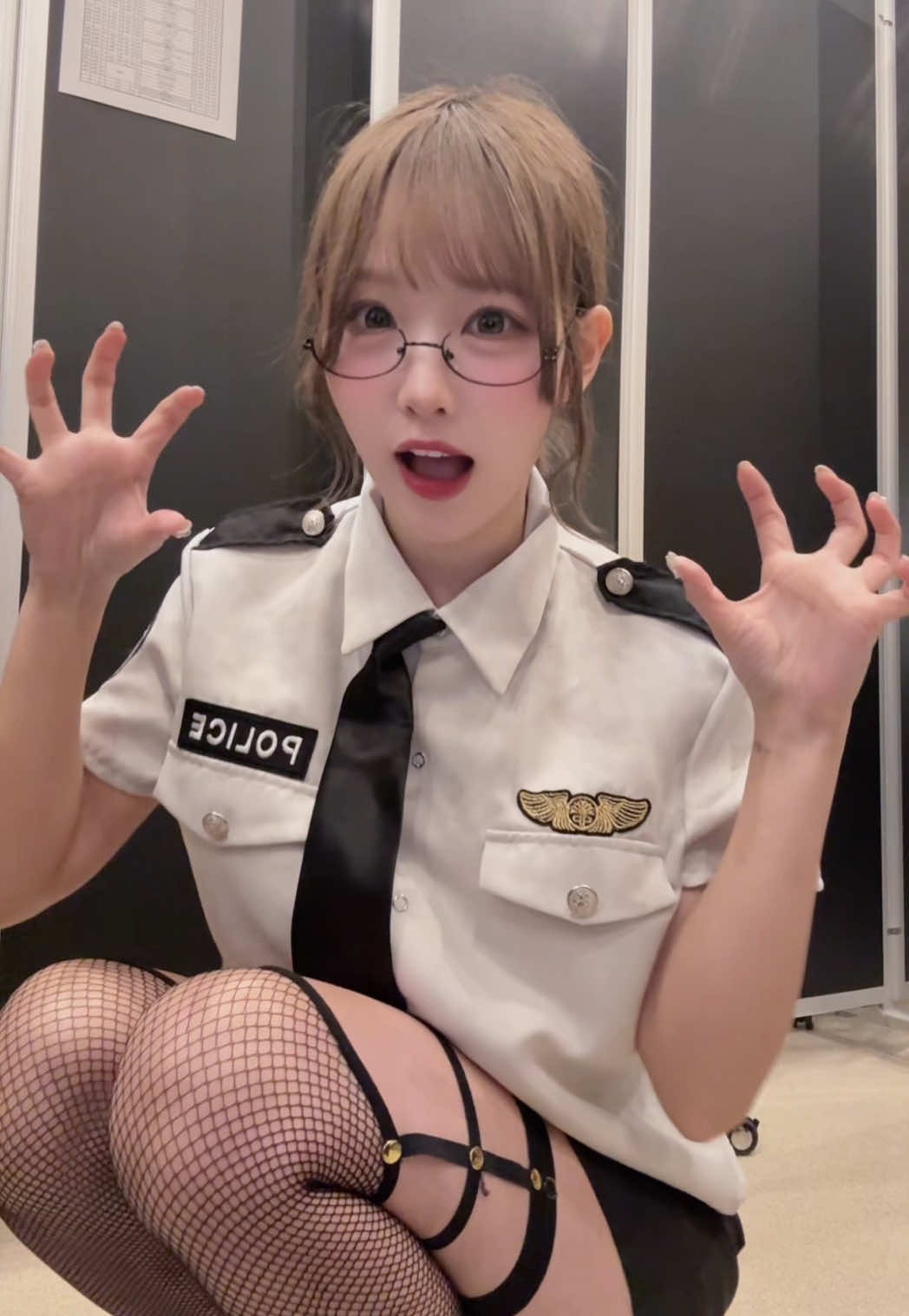 心当たりがある人自首してー？🚨 #ハロウィン #コスプレ #マリームーン #fyp #ポリス 