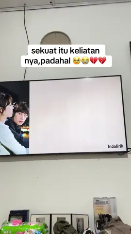 jadi tambah playlist lagu galau nii, gara-gara @AA Daehoon 대훈 #fypシ゚ #daehoon #junho #eunho #najena #triona #daehoo #fyp #suamiidaman 