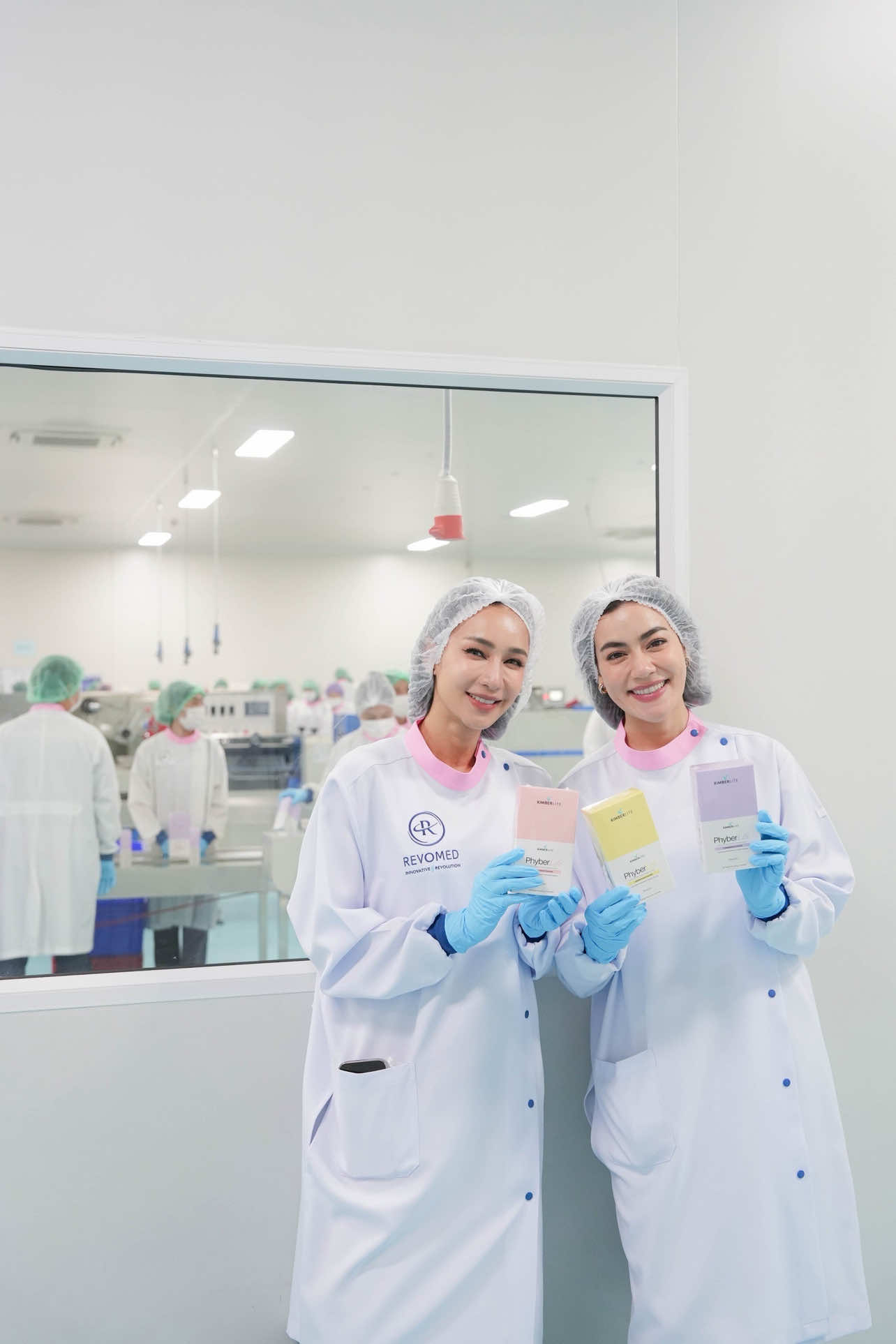 ในที่สุด  Phyberlife ของเราก็ใกล้คลอดแล้วค่ะทุกคน  กว่าจะได้สูตรที่ใช่ เราเทสและพัฒนากันมาเกือบ2 ปี เรามีทั้งผู้เชี่ยวชาญคิดค้นสูตร ทีมวิจัยและทีมพัฒนา ซึ่งมั่นใจได้เลยว่า Phyberlife ของเราปลอดภัย ใส่ใจเรื่องสุขภาพ และทุกขั้นตอนในการผลิตจริงๆค่ะ 💕 #Kimberlite #Phyberlife #goodnight_phyber #นอนดีถ่ายเบา