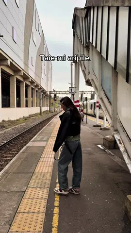 Taie-mi aripile. Trântește-mă de pământ. Ponegrește-mi numele. Lovește-mi egoul. Râzi, vorbește, judecă… Eu nu mă voi lepăda de Dumnezeu. Poți să-mi iei tot ce vezi, Să mă învârți prin furtuni, Să ridici ziduri în calea mea… Eu Îl port în inimă pe EL  ȘI-ATÂT MI-E DE AJUNS. Olguța Buță 