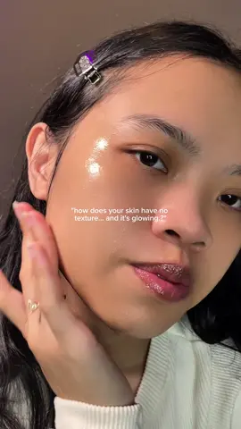 If your skin’s feeling a little bumpy lately… this is your sign 💫 It smooths out texture and gives that “lit-from-within” glow! @VT Cosmetics US @VTcosmetics_official  #vt #VTCosmetics #VTPDRN- #VeganPDRN #kbeauty    