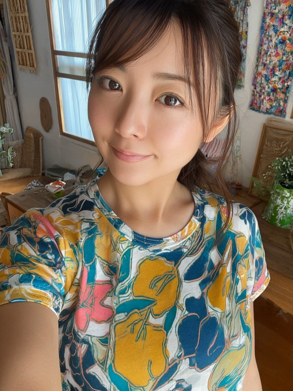 251024_kissface_mid80_251007_sound_60fps謎の自撮り　仕事中のあなたに、励ましのキス😘メール　「お仕事がんばってね！」　#キス顔　#キス