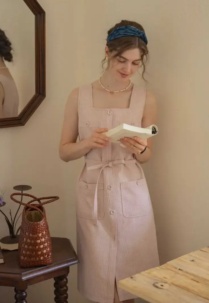 ساقې رامی اوړه تسبخ او شراب دواړه چې هم دام کړامه ثواب او غزاب دواړه زړه مي زار سته ده بړونه تاو دې کم که  چې اونسوازېګی سیخ او کباب دواړه چې هم دام کړامه ثواب او غزاب دواړه ساقې رامی اوړه تسبخ او شراب دواړه په زوانې که يه ده يوشه يه ده بل شه ساره نه خاې مستې او خجاب دواړه هغه يار که بي وفه وي يه به ناشې  که په باغ اي ګډوې ماليار به ناشې ده بنګ بوټې دې خواري وارسره مه که که هر څ#و اي چيناراوی چينار به ناشې په کمقلو باندي وا واړيدی رخمانه که هر چو اي اوخياروې اوخيار به ناشې  ياره خقيقت کښې قيامت شولو خمزه ته #model #nastyababich #deartiktokteamdontunderviewmyvideos #viralvideo #foryou #viralvideo1million #keepsupporting #unfreezemyacount #pyf 