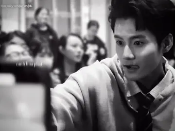 Khúc này đứng gần sếp mà kh thấy đc quả pose chất đét này =))))                                                               Cre: Bacaychapmot #dinhkhang#dienviendinhkhang#rincon#fyp#xuhuong  