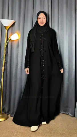Masya Allah mewah bngtt pun😍 mana bisa jadi outer juga loh. #abaya #abayastyle  #abayamewah  #abayacantik  #abayaouter 