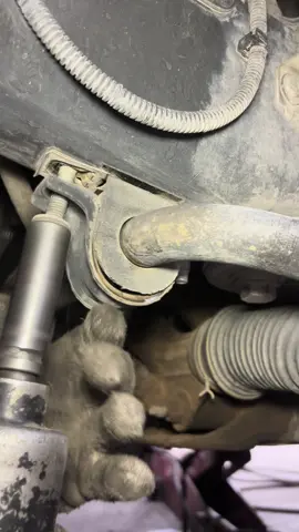 suspension stabilizar bushing replace #mechanic #automotive #motivation #idea #fyp 