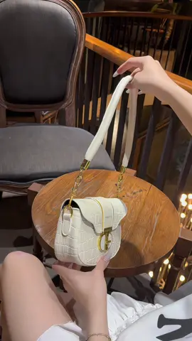 #xuhuong #tuixach #tuixachnu #tuideovai #tuideocheo 