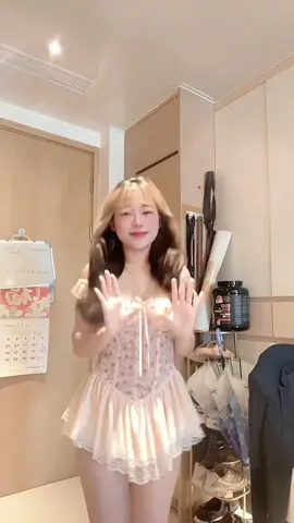 နိုး”ရည်းစားဖြစ်ရင်ဘားမှမခိုင်းပူးcameraman ဘဲလုပ်ခိုင်မယ်#fypシ #foryou #ဒိချိန်တင်လို့viewတတ်ပါ့မလား🙁 