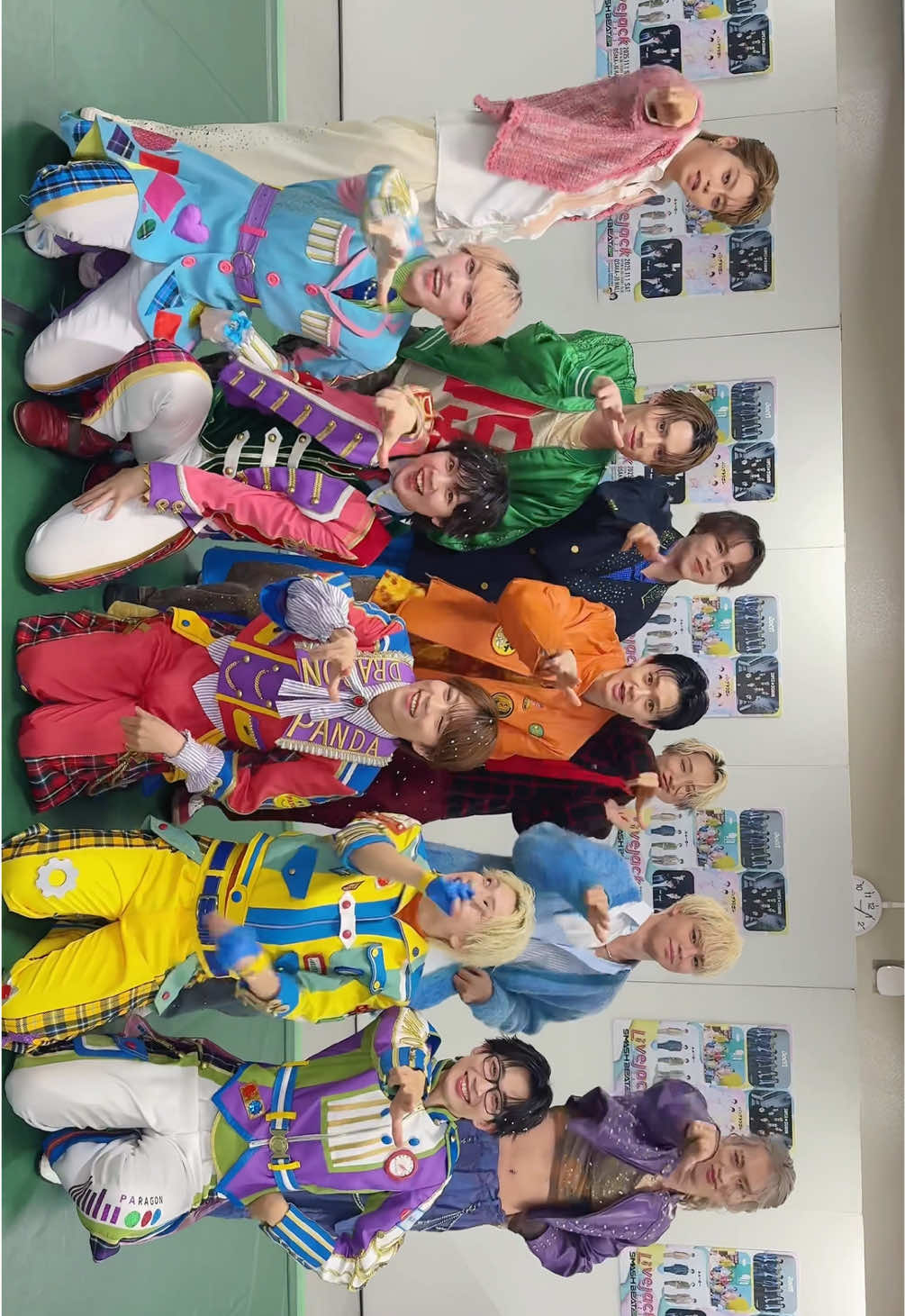 【BUDDiiS × パンダドラゴン】 #Livejack 2025 SMASHBEAT SP にてご一緒した #BUDDiiS さんと #ぱんぱかぱんだ を踊りました🐼 ▷@BUDDiiS.official さん ／ 日本武道館公演まで あと7️⃣3️⃣日‼️ ＼ ##パンダドラゴン ##パラゴン 🩵@ガオたいが  🩷@なぎ@パンダドラゴン🐼🐲  💜@なるき@パンダドラゴン🐼🐲  ❤️@ぱっち＠パンダドラゴン  💛@ようた@パンダドラゴン🐼🐲 