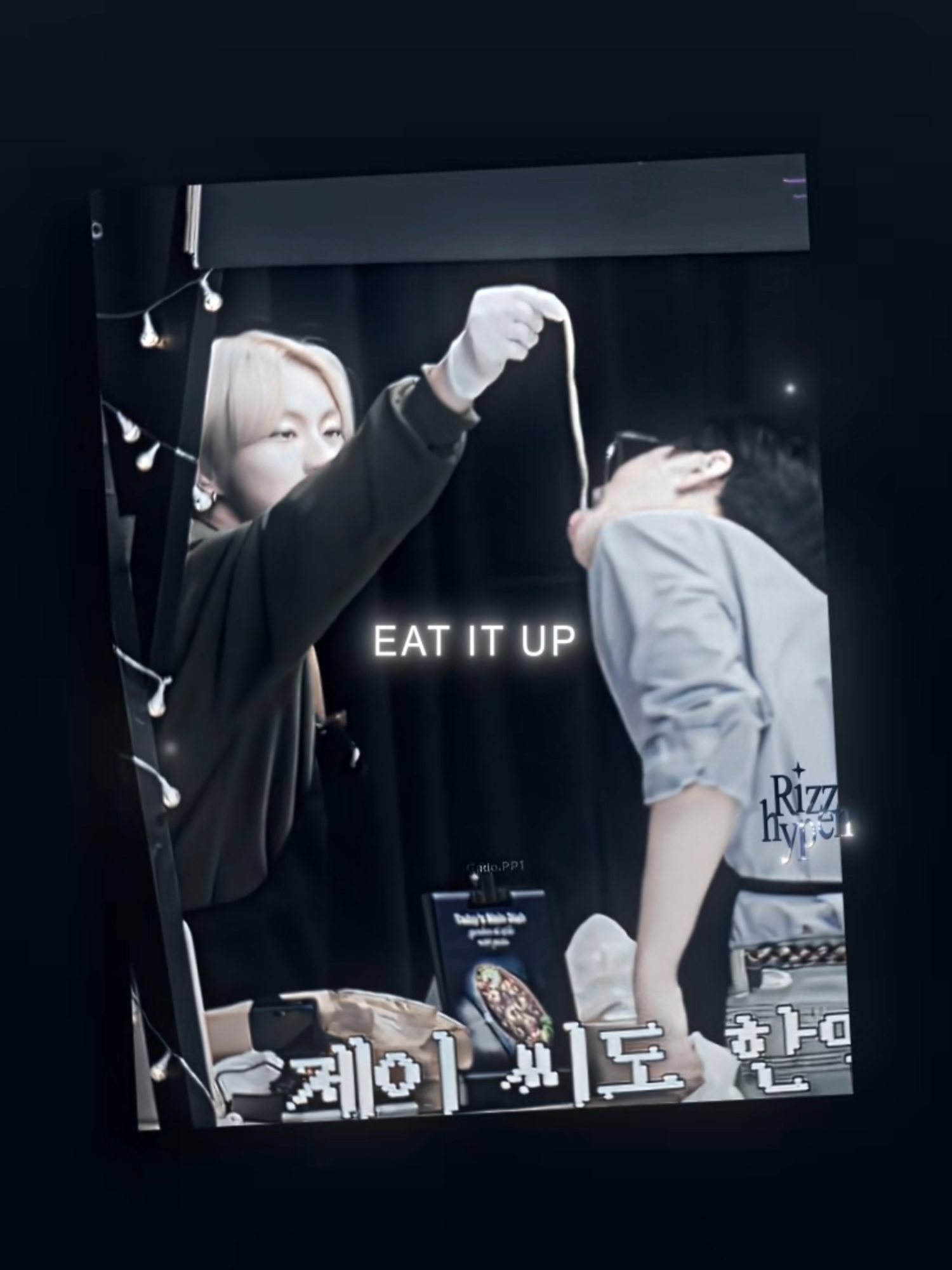 my husband with his other wife (I'm the other woman) Can we talk about how much Jungwon loves feeding Jay by hand #enhypen #rizzhypen #jay #jungwon #edits #aftereffects #leserrafim #eatitup #trend