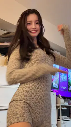 #引きこもりが海で水着になるまであと36日 最近「今日はこれでいいや」コメント見なくなったんだけど次は何が流行ってるの？