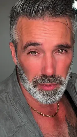 Buongiorno a tutti ☀️ #parati #respect #autoestima #latinos 