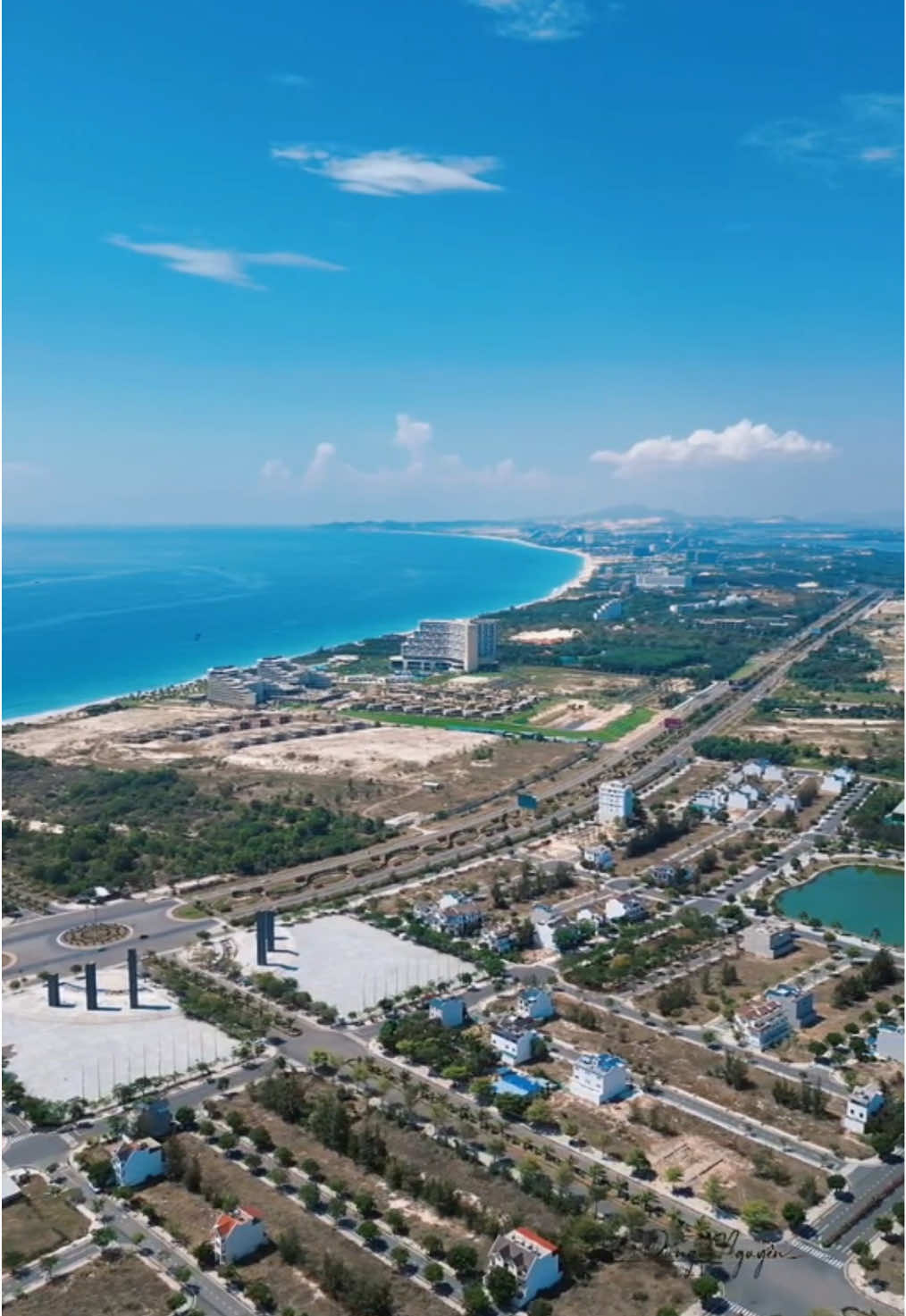 Xa xôi, chưa xây….. mà vẫn cháy hàng - vậy Vin Cần Giờ có gì mà khiến nhà đầu tư xuống tiền trước cả khi thấy cầu? #vincangio #greenparadise #vingroup #thuphunghiduong #vinhomesgreenparadisecầngiờ 