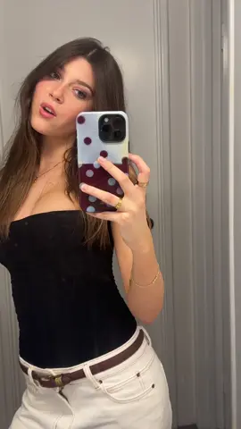 fit check ft @The Dairy obsessed with this new phone case is an understatement 🤎#fyp #fitcheck 