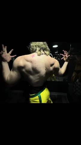 Halloween draft 🫣 - #dio #jjba #cosplay #gymmotivation #fyp 