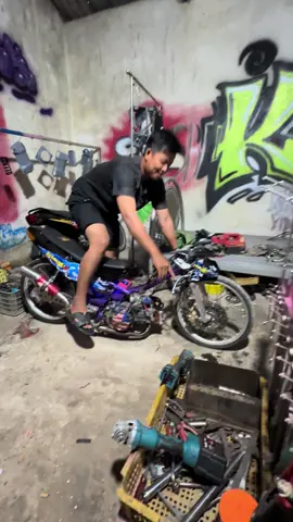 Ăn cho mập thây có cái cái xe chút xíu đạp ko nổi #wave110izoneสุรินทร์🖤🇹🇭 #racingthailand🇹🇭 #xedovietnam #xuhuong 