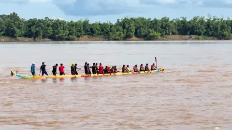 ត្រចៀកកាំ​ ជ័យគិរី​ រំពាត់មាស