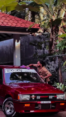 දිලිසෙන සැම වාහනයක් පිටුපසම,එයට අසිමාන්තිකව ආදරය කරන කොල්ලෙක් ඉන්නවා🥺♥️💯#BOXY #lancerbox⛩️🇯🇵🎌有指 #boxy #japan #boxlancer 