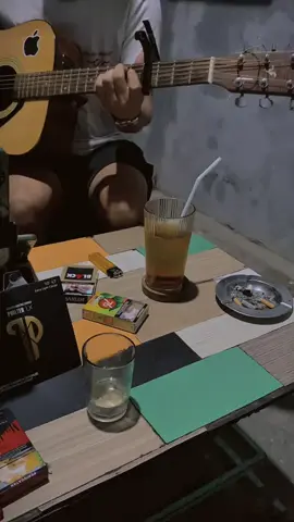 Yg pengen pake aksesoris samaan bisa cek kerkun/showcase manteman🙏🏻🥰 #armada #penantian #coversong #tongkrongan #sadstory 