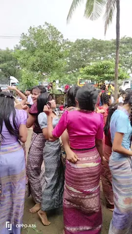 #ကိုထွေးခင်ခေတ်စားနေလို့လာတင်တာ🤪